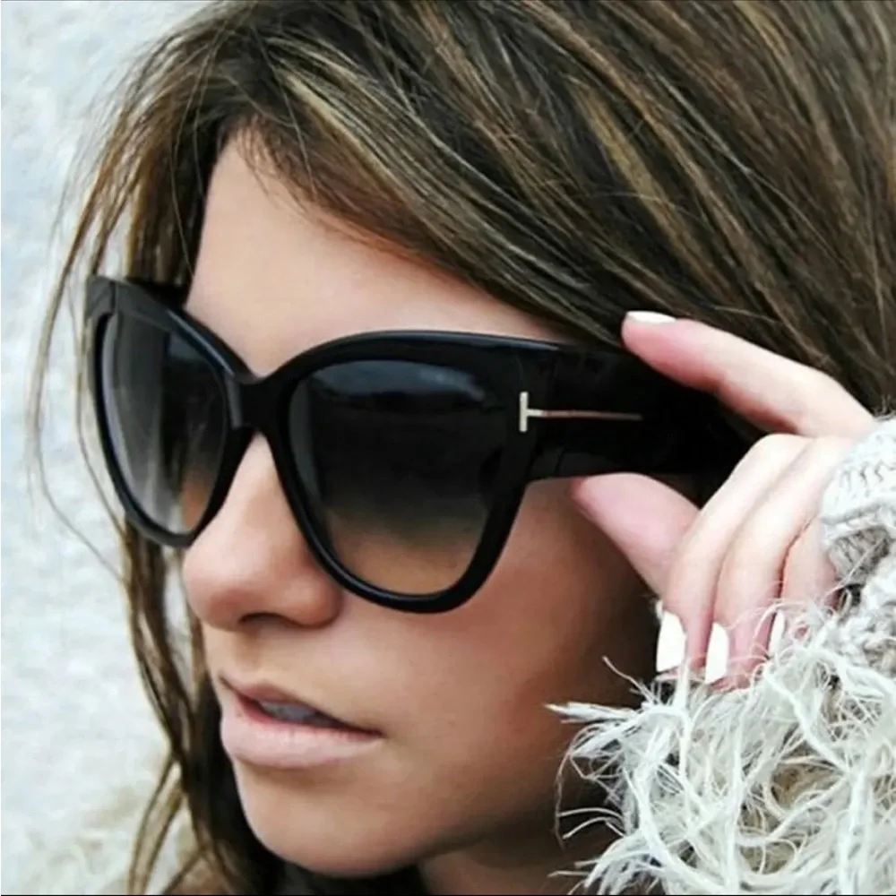 Oversized Glossy Black/Black Cat Eye Sunglasses